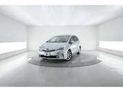 2011 TOYOTA PRIUS ALPHA