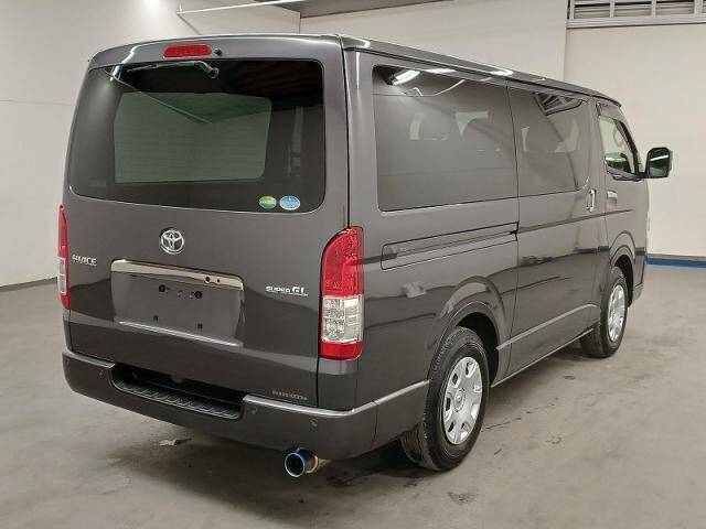 van♡ Road test review: Toyota Hiace ZX | Stuff