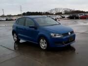 2010 VOLKSWAGEN POLO