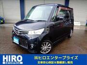 2010 NISSAN ROOX