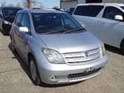 2005 TOYOTA IST