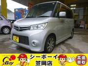 2010 NISSAN ROOX