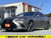 2019 LEXUS ES