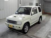 2003 MITSUBISHI PAJERO MINI VR