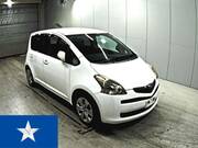 2010 TOYOTA RACTIS