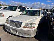 2001 TOYOTA CROWN MAJESTA
