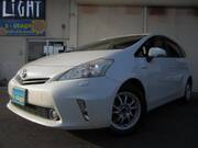 2011 TOYOTA PRIUS ALPHA S