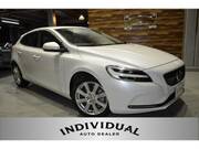 2016 VOLVO V40