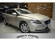 2018 VOLVO V40