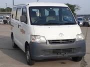 2010 TOYOTA LITEACE VAN DX