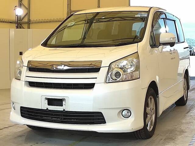 2010 TOYOTA NOAH | Ref No.0120960118 | Used Cars for Sale