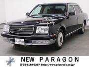 2011 TOYOTA CENTURY