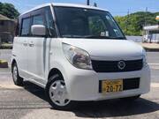 2012 NISSAN ROOX