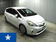 2012 TOYOTA PRIUS ALPHA S