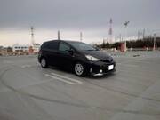 2011 TOYOTA PRIUS ALPHA