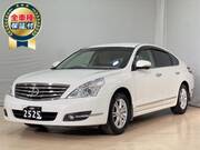 2010 NISSAN TEANA