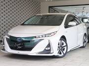 2018 TOYOTA PRIUS PHV