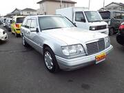 1994 MERCEDES BENZ E-CLASS Stationwagon
