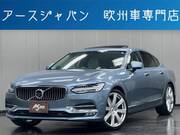 2017 VOLVO S90