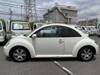 VOLKSWAGEN NEW BEETLE