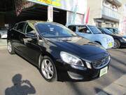 2013 VOLVO S60