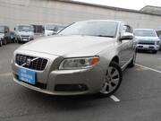 2008 VOLVO V70