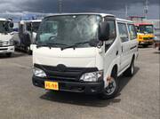 2017 HINO DUTRO