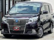 2015 TOYOTA ESQUIRE