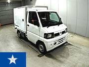 2009 NISSAN CLIPPER TRUCK