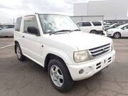 2004 MITSUBISHI PAJERO MINI XR