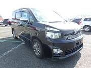 2010 TOYOTA VOXY