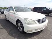 2005 TOYOTA CROWN