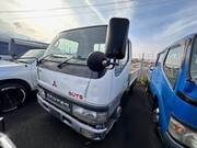 2000 FUSO CANTER GUTS