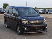 2010 TOYOTA VOXY ZS