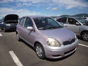 2002 TOYOTA VITZ