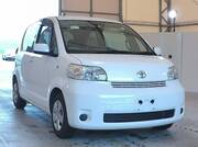 2011 TOYOTA PORTE