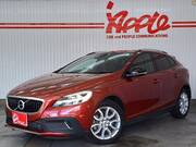 2016 VOLVO V40