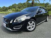 2011 VOLVO V60