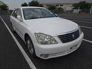 2005 TOYOTA CROWN