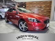 2015 VOLVO V40