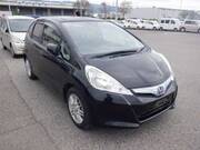 2010 HONDA FIT HYBRID