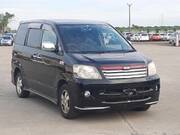 2002 TOYOTA NOAH