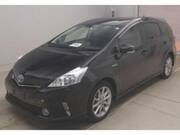 2013 TOYOTA PRIUS ALPHA