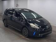 2013 TOYOTA PRIUS ALPHA