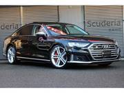 2020 AUDI S8