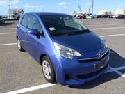 2010 TOYOTA RACTIS G