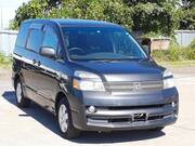 2004 TOYOTA VOXY X V EDITION