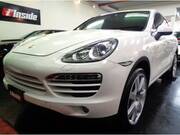 2011 PORSCHE CAYENNE (Left Hand Drive)