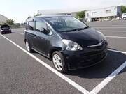 2010 TOYOTA RACTIS