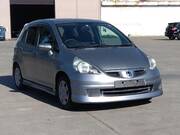 2005 HONDA FIT 1.3A
